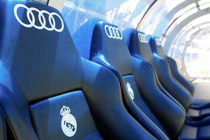 Los bancos de suplentes del estadio de Real Madrid