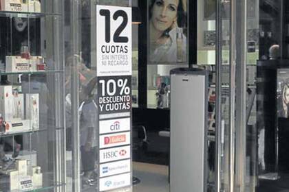 El crédito al consumo tampoco reacciona