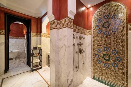 Los baños de las suites. Deslumbrantes por donde se los mire.