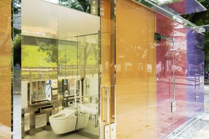 Los baños "transparentes" de Japón están adaptados para tener accesibilidad universal