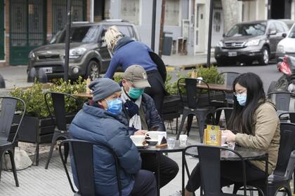 Los bares de Palermo vuelven a sacar sus mesas a la vereda