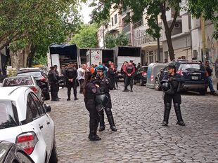 “Los barrios más castigados son San Telmo, Almagro, Flores o Abasto. Poner un cartel de venta o alquiler ahí es suicida”, advierte el abogado Enrique Abatti