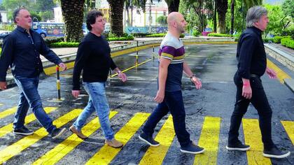 ¿Los Beatles copiaron a los Les Luthiers?