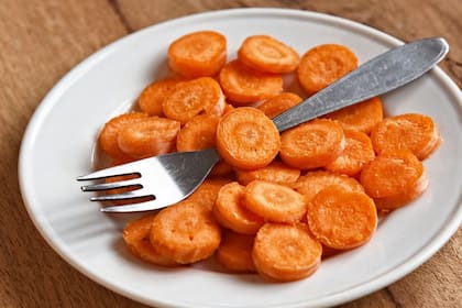 Los betacarotenos se convierten en vitamina A en el cuerpo