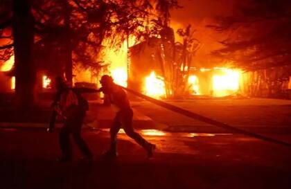 El gobernador de California indicó que la cifra de muertos iba a aumentar