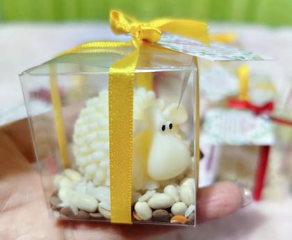 Los borreguitos de la abundancia pueden incluir semillas como arroz, lentejas y frijoles (Facebook/Recuerdos JASA)