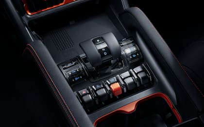 Los botones físicos acompañan a la selectora