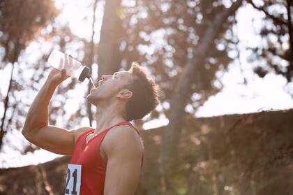 Los buenos hábitos alimenticios para enfrentar el calor: qué comer, qué evitar y más recomendaciones