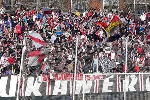 Quiénes son "Los Bukaneros", los posibles aliados de la barra de River