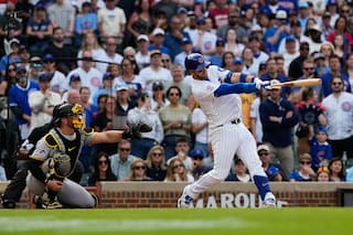 Los Cachorros remontan cinco carreras y vencen 7-6 a los Piratas con hit de Kelly