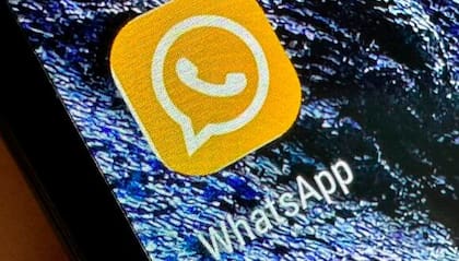 Los cambios de color de WhatsApp son posibles gracias a apps de terceros, por lo que no tienen la garantía de la empresa Meta