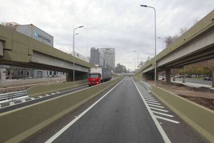 Los camiones y micros van por separado