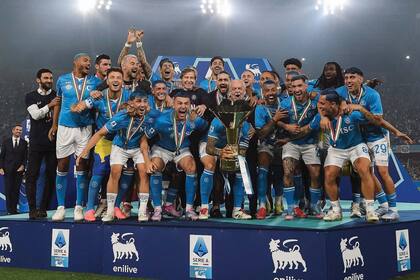 Los campeones, a puro festejo.