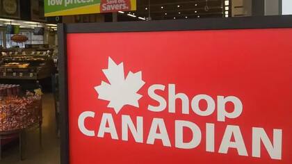 Los canadienses han estado boicoteando productos estadounidenses y cancelando vacaciones allí