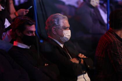 Los candidatos durante el debate porteño