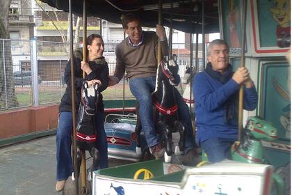 Los candidatos Gabriela Michetti y Diego Santilli, para el Senado, y Álvaro González, para Diputados.