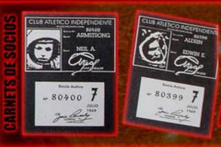 La historia del banderín de Independiente que Armstrong llevó a la Luna