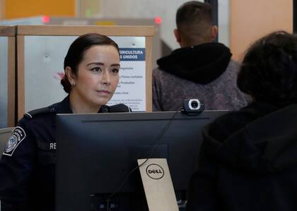 Los carriles exclusivos de los programas TTP permiten el despacho acelerado para viajeros preaprobados