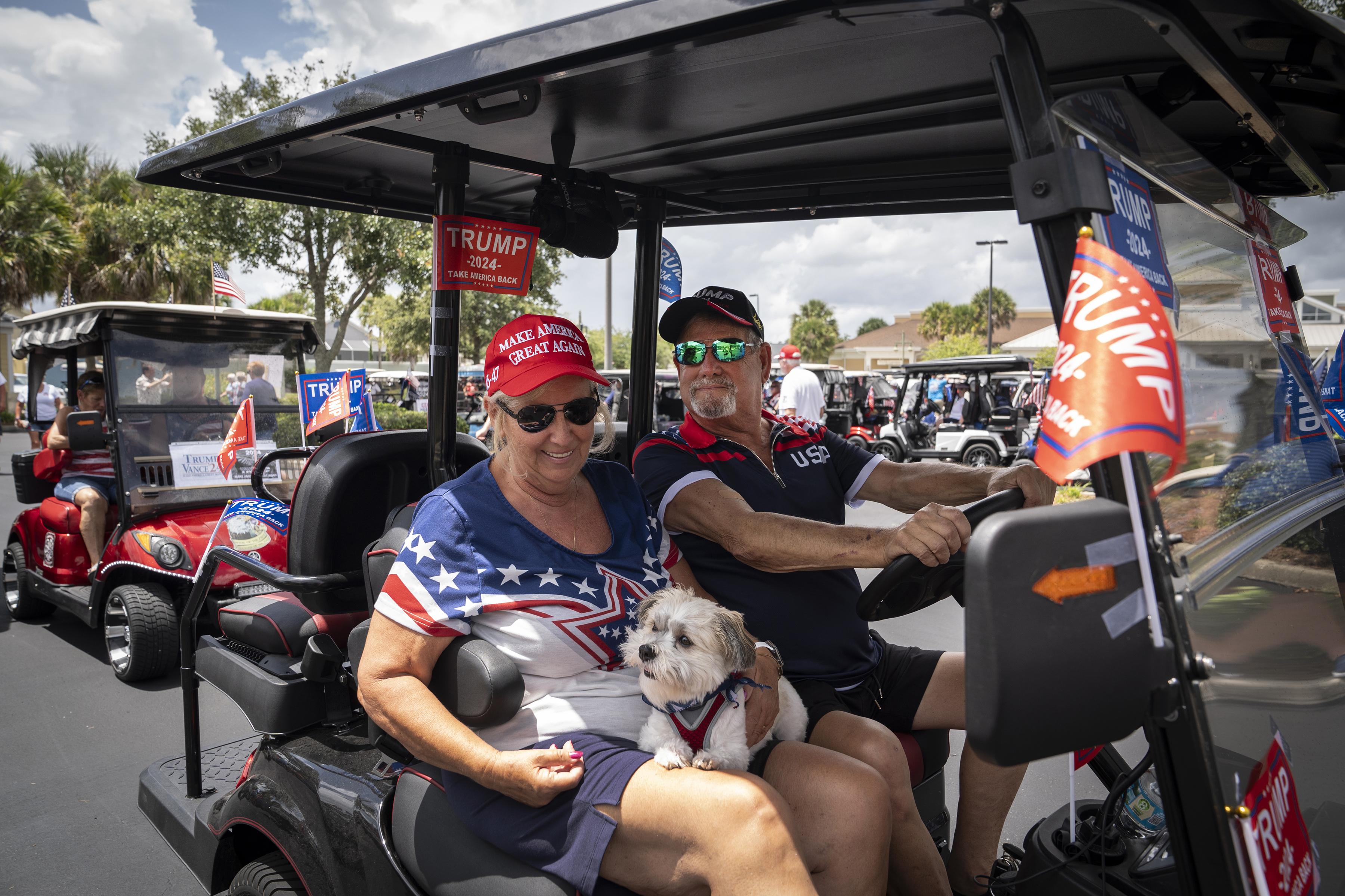 Los carritos de golf predominan en The Villages (Nicole Craine/The New York Times)