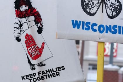 Los carteles de protesta sobre su situación