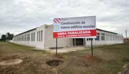 Los carteles que promovió Kicillof, una campaña que tuvo impacto a nivel local