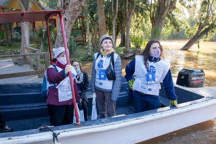 Los censistas que cubrieron la zona del Delta, en Tigre