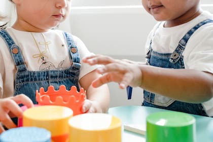 Los centros aceptarán a niños de entre seis semanas y tres años de edad