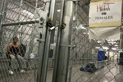 Los centros de detención de ICE tienen condiciones que han sido cuestionadas por activistas