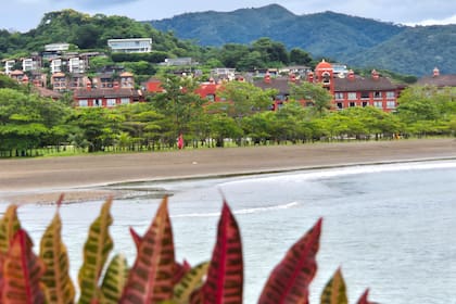 Los cerras y el mar de Costa Rica