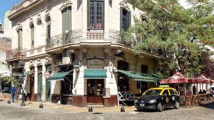 Los chaflanes o esquinas con ochavas se pusieron de ‘moda’ durante el siglo XIX.
