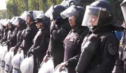 Los chalecos de la Policía a los que hizo mención Yapur