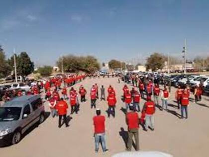 Los "chalecos rojos" son precarizados de la Provincia.