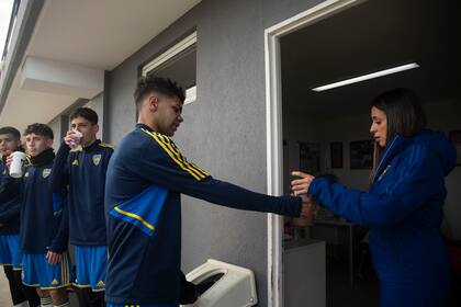 Los chicos, con la nutricionista