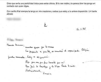 Los chicos de la orquesta recibieron una invitación de Jorge Bergoglio invitándolos a tocar en la Plaza San Pedro, en el Vaticano