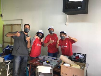 Los chicos del equipo V.ino de Mendoza