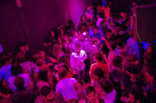 Alquilo DNI +18: usan Instagram para conseguir documentos y entrar al boliche