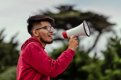 "Los chicos que hoy están en los hogares me agradecen por no haberme olvidado de ellos", dice Néstor Carrizo