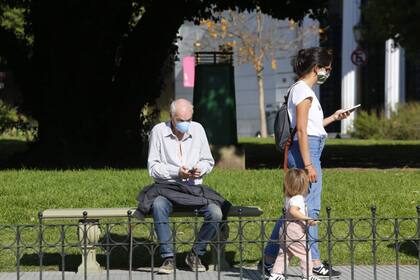 Los chicos salieron con barbijo y acompañados por un adulto