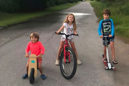“Los chicos se manejan en bicicleta, hacen deportes acuáticos como surf y vela".