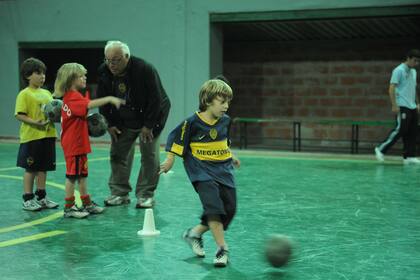 Los chicos suelen cargarse tras los partidos