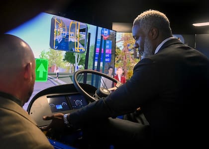 Los choferes ya están probando los diferentes simuladores en Nueva York