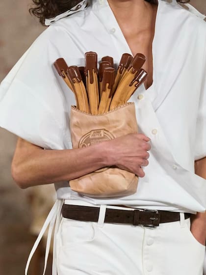 Los churros, parte de la colección "Terra" de Adrián Appiolaza