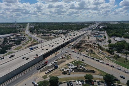 Los cierres de autopistas pueden afectar los planes de los conductores de Texas en el fin de semana
