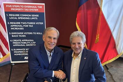 Los cinco ejes de la campaña de Greg Abbott en Texas