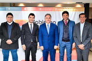 Los cinco gobernadores en el encuentro en la Casa de Chubut en CABA.