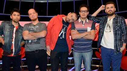 Los cinco humoristas que protagonizan La culpa es de Colón