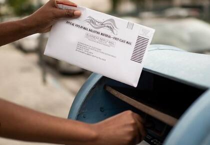 Los ciudadanos de Miami-Dade pueden votar por correo