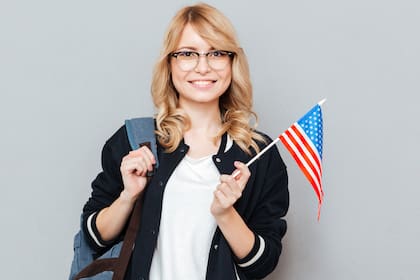 Los ciudadanos estadounidenses y no ciudadanos elegibles pueden obtener un apoyo para estudiar en una universidad privada en Nueva York