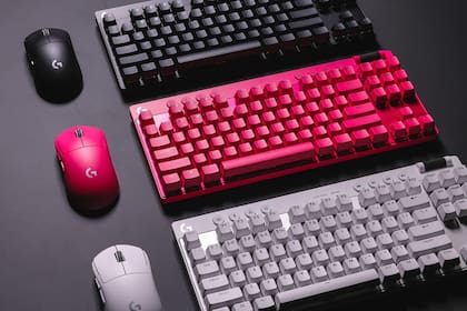 Los colores de los teclados Logitech G PRO X TKL LIGHTSPEED y los ratones Logitech G PRO X SUPERLIGHT 2
