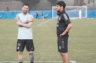 La foto de Messi con Aimar que despertó la pasión en las redes